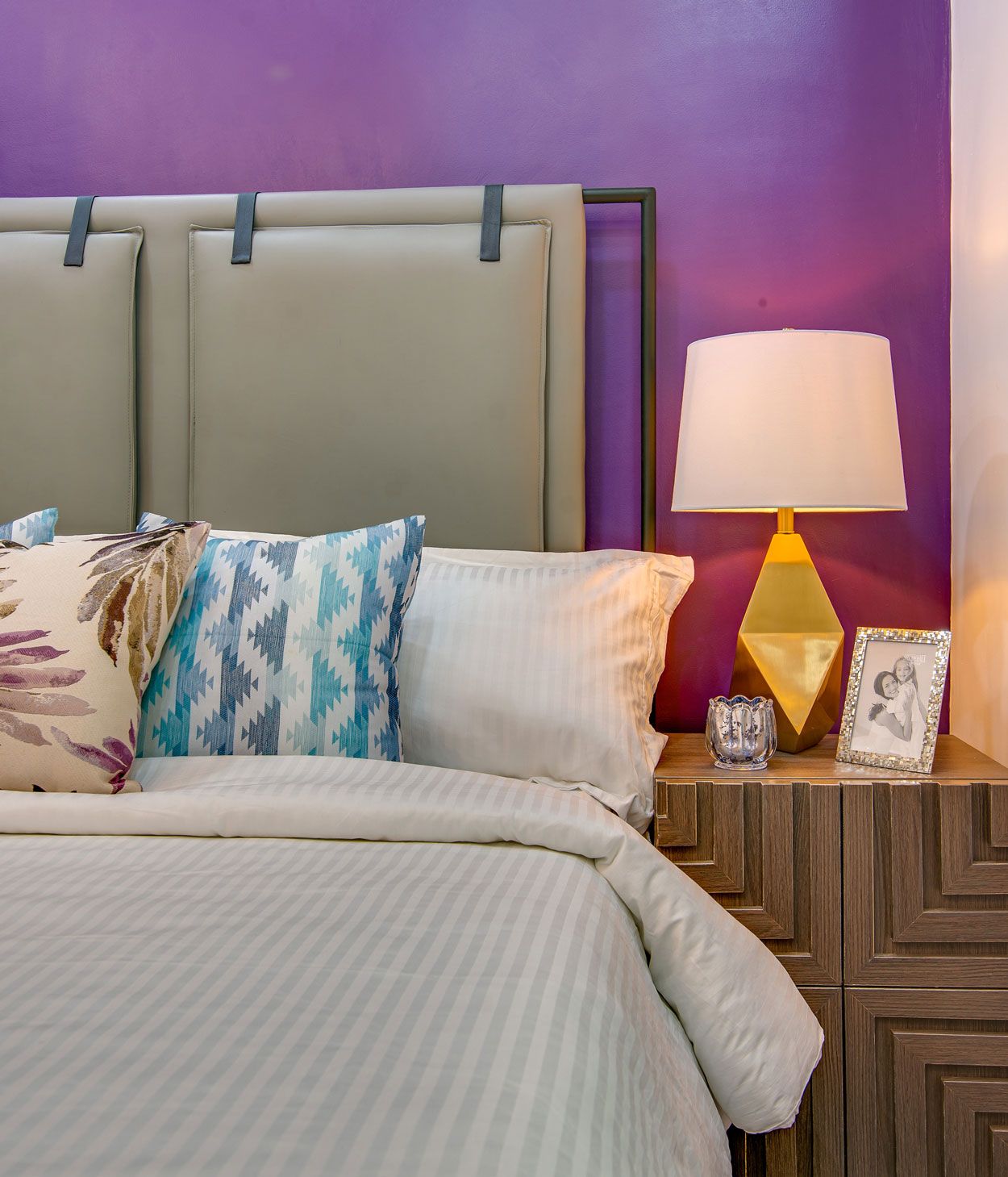 Kay-Elan-Chevron-guestroom-3.jpg