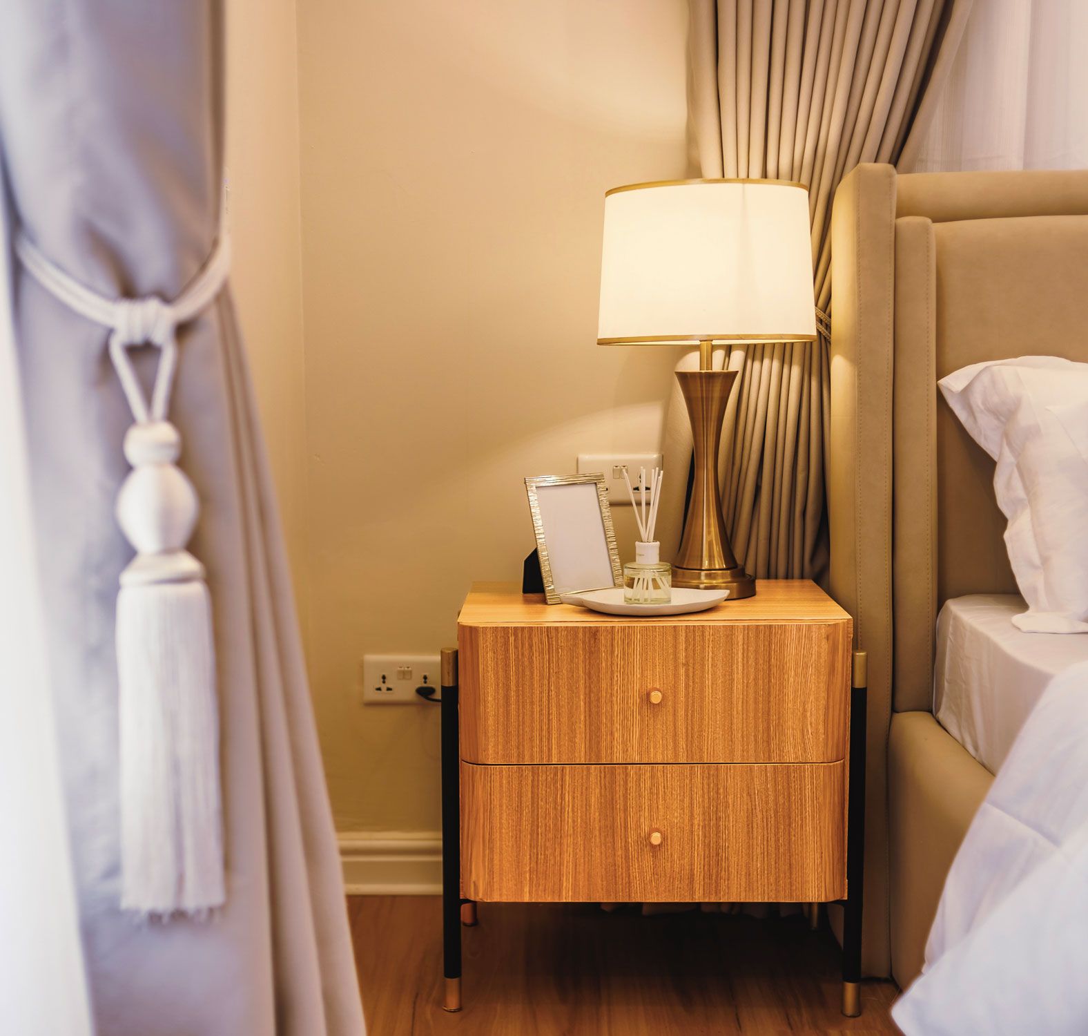 Kay-Elan-Designs-George-Project-Master-Bedroom-7.jpg